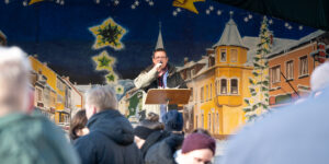 Ortsvorsteher Martin Biedermann eröffnete den 43. Rohrbacher Weihnachtsmarkt.