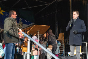 Bundestagsabgeordneter Esra Limbacher fungierte als Schirmherr des diesjährigen Weihnachtsmarktes.